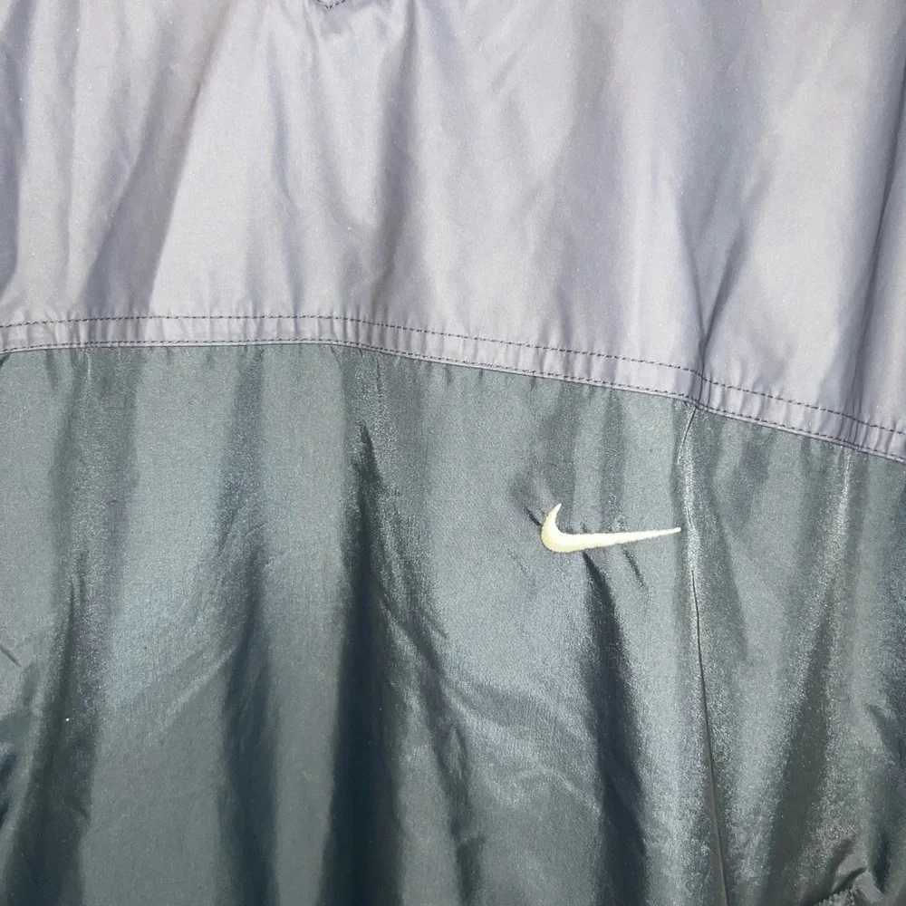 Vintage Unisex Nike Blue V-Neck Pullover Size Medium